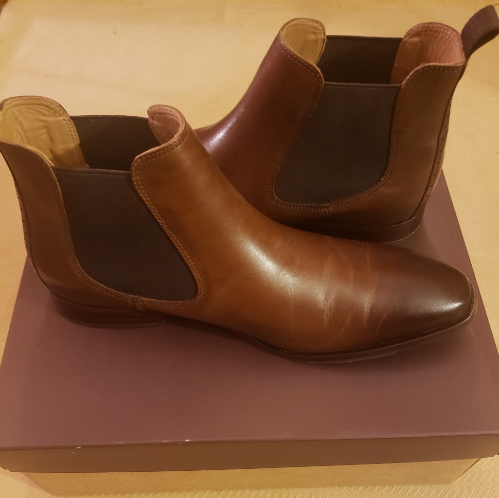 Brand New Johnston And Murphy Chelsea Boots